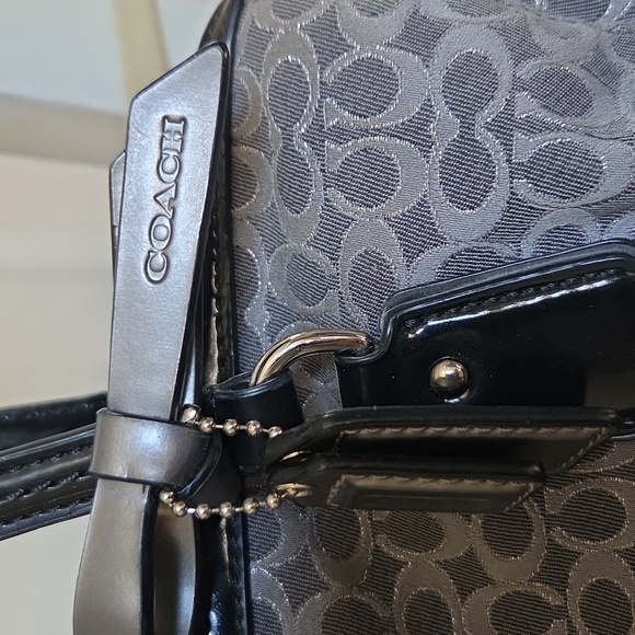 Coach Gray and Black Handbag - Picture 2 of 9